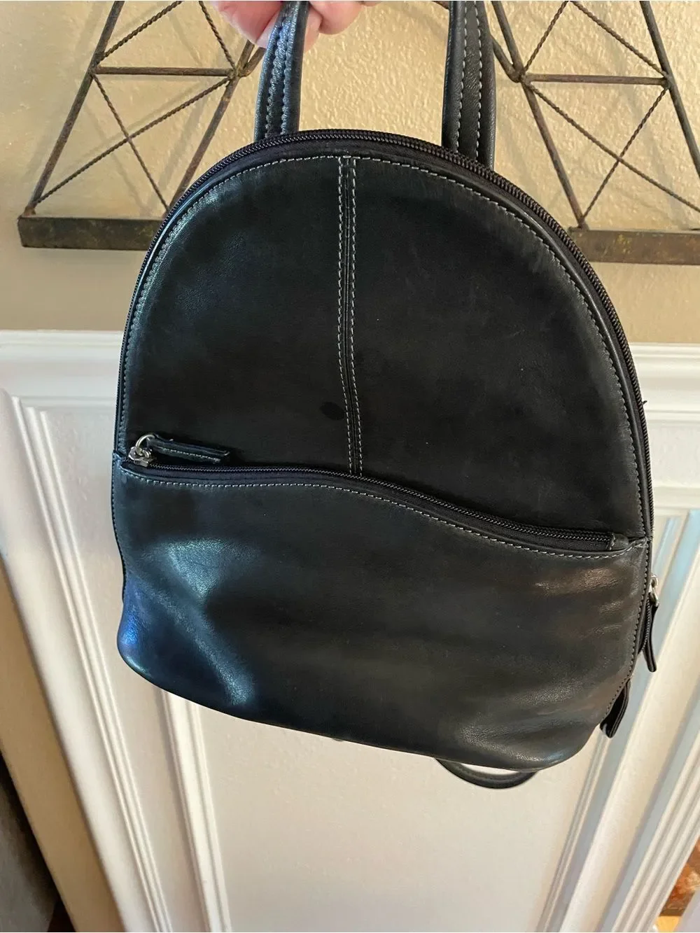 Tignanello Black Leather Women’s Backpack